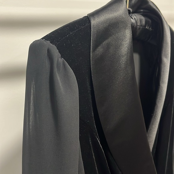 ALEX evenings, black velvet blouse, size S, great condition. - Picture 4 of 15